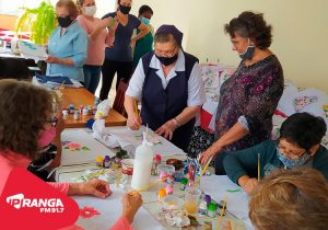 Irmãs Vicentinas promoveram curso de pintura em tecido e abrem inscrições para curso de manicure e pedicure