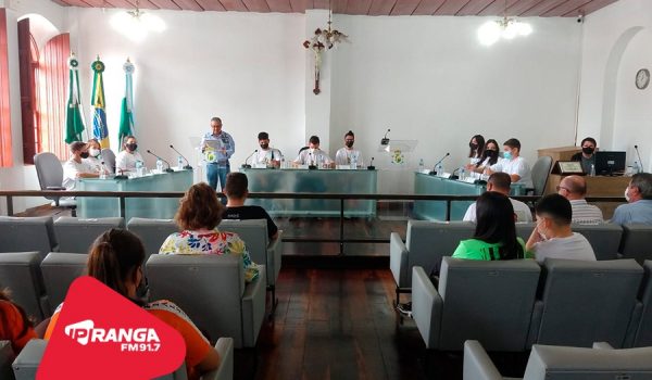 Vereadores Jovens tomaram posse na tarde desta terça-feira (22)