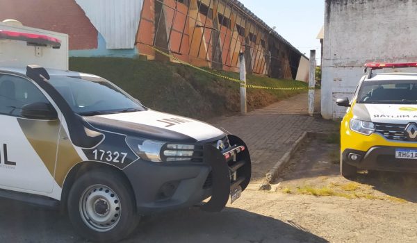 Homem é encontrado morto ao lado do Ginásio de Esportes Sebastião Amâncio dos Santos, em Palmeira