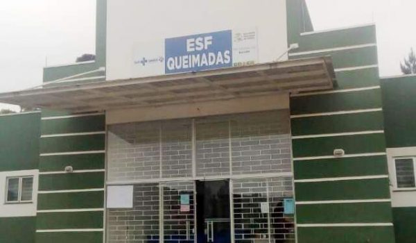 Prefeitura divulga que teve início troca da cobertura da Unidade de Saúde de Queimadas