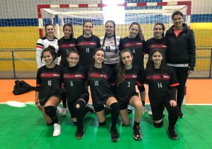 Handebol Feminino de Palmeira é destaque nos Jogos Escolares do Paraná (JEPS)