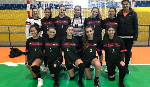 Handebol Feminino de Palmeira é destaque nos Jogos Escolares do Paraná (JEPS)