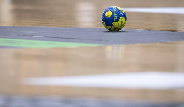 Equipe adulta de handebol participa neste fim de semana dos Jogos Abertos do Paraná