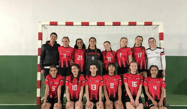 Handebol feminino de Palmeira disputa fase final dos Jogos Escolares do Paraná em Campo Mourão