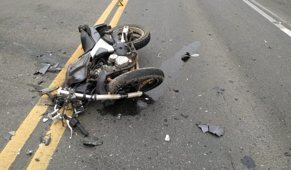 Homem de 38 anos morre em acidente de trânsito na BR 277, em Palmeira