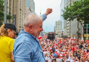 Lula é eleito pela terceira vez Presidente do Brasil