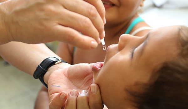 Apenas 76% dos pais levaram seus filhos para receber vacina contra a paralisia infantil em Palmeira