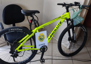 Polícia Militar recupera bicicleta furtada na tarde desta terça-feira (04)