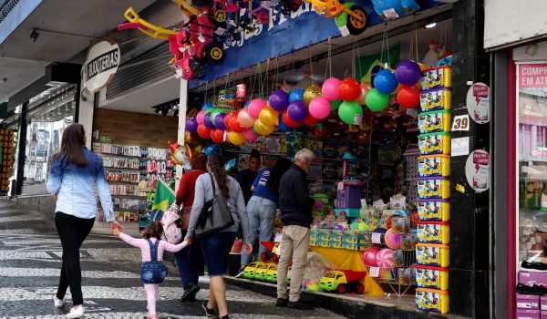 Procon/PR dá dicas para garantir boas compras no Dia das Crianças