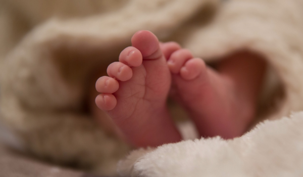 Miguel e Maria Alice são os nomes de bebês mais registrados em 2022