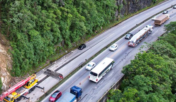 Restrição de veículos pesados na BR-277 será mantida em fevereiro, inclusive no Carnaval