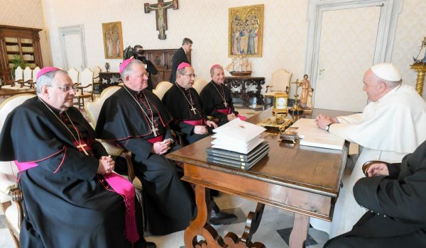 Papa Francisco recebe presidência da CNBB no Vaticano