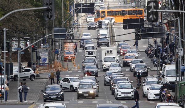 Prazo para pagamento da 3ª parcela do IPVA de placas com finais 7 e 8 vence nesta quinta (23)