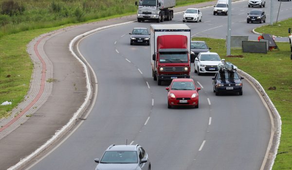 Prazo para pagamento da 4ª parcela do IPVA dos veículos de placas 1 e 2 vence nesta segunda (17)