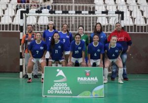 Atleta de Palmeira é campeã de futsal feminino de Ponta Grossa nos Jogos Abertos do Paraná