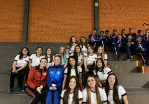 Handebol Feminino Sub-17 do Sagrada Família joga fase final dos Jogos Escolares do Paraná neste fim de semana