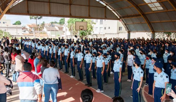  Das 786 participações 591 pessoas são a favor da escola cívico militar na rede municipal
