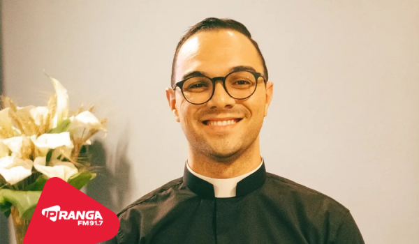 Diácono Felipe Batista compartilha sua jornada de fé e vocação