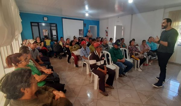 Palestra mensal da ASIC para famílias assistidas abordou ansiedade e depressão