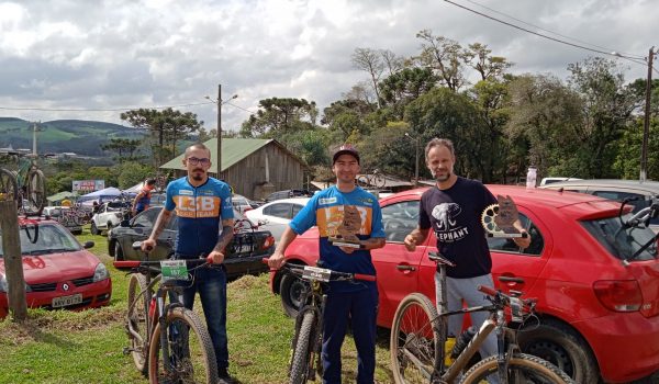 Ciclistas de Palmeira se destacam em prova em Reserva