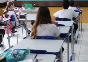 Projeto de Lei no Paraná propõe mudanças nas regras para a escolha de diretores de escolas estaduais
