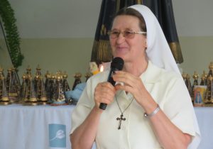 Irmã Beatriz celebra a cura do câncer e expressa gratidão pelas orações