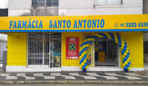 Farmácia Santo Antônio realiza reinauguração na Rua Conceição