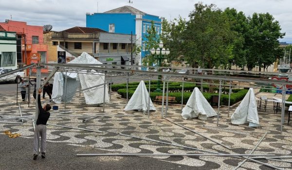 Paróquia se mobiliza para os preparativos finais da festa da Padroeira