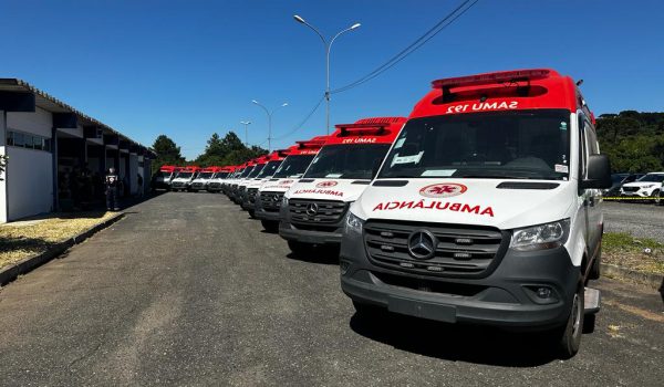 Palmeira recebe nova ambulância SAMU 192 