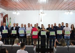 Câmara homenageia palmeirenses com o prêmio Cidade Clima do Brasil; conheça os premiados