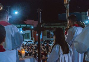 Padre Fernando motiva as comunidades a realizarem a Via Sacra durante a Quaresma
