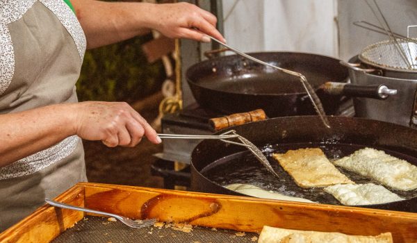 Comunidade de Fátima reinicia as vendas de pastéis neste sábado (09)