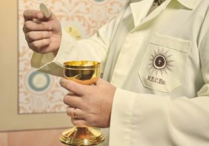 Ministros da Eucaristia da Paróquia participarão de retiro no sábado (27)