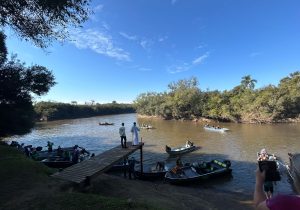 Iate Clube de Palmeira comemora 25 anos com procissão e santa missa