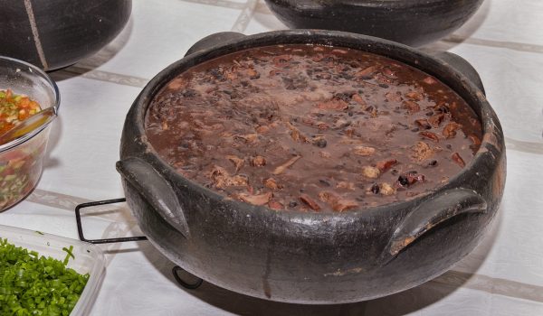 Feijoada do Rotary Club e AMAS de Palmeira acontece no dia 10 de agosto