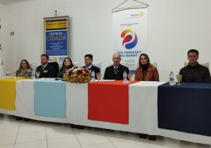 Rotary Club de Palmeira empossa nova diretoria e acolhe dois novos rotarianos