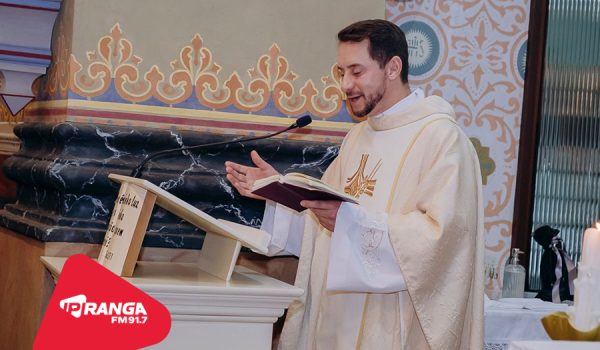 Padre Osni dos Anjos anuncia pausa nas atividades pastorais