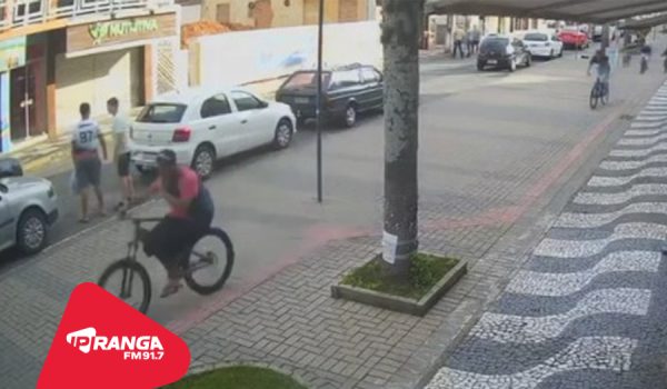 Imprudência de ciclistas no Calçadão da Rua Conceição gera preocupação