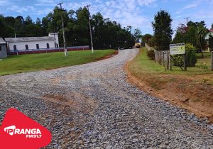 Guaraúna dos Borges recebe melhorias em estrada rural