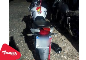 Motociclista é preso por adulteração de placa e direção perigosa em Palmeira