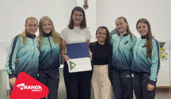Luciana Turra é homenageada com Moção de Aplausos na Câmara de Vereadores de Palmeira