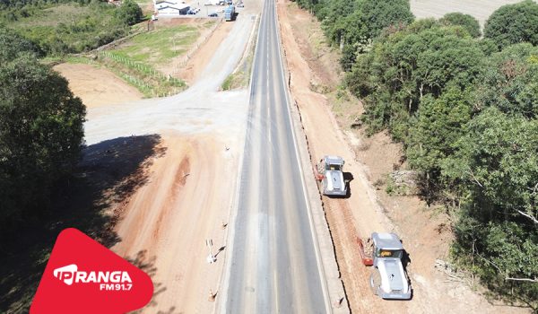Obras em concreto na PR-151 entre Ponta Grossa e Palmeira avançam com 25% da terraplenagem concluída