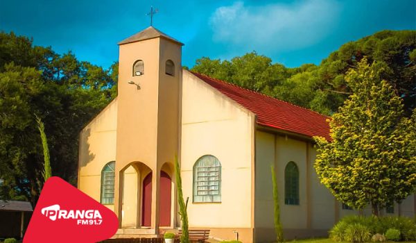 Festa no Rincão do Coxo une Dia das Mães e louvor ao Divino Espírito Santo