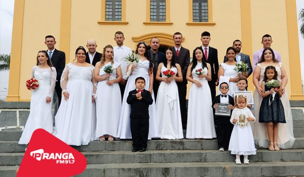 Oito casais receberam o Sacramento do Matrimônio no último sábado (28)