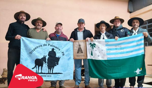 Cavaleiros de Palmeira se aproximam do Santuário de Aparecida