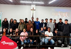 Câmara Municipal de Palmeira recebe estudantes do Colégio de Pinheiral de Baixo em visita guiada